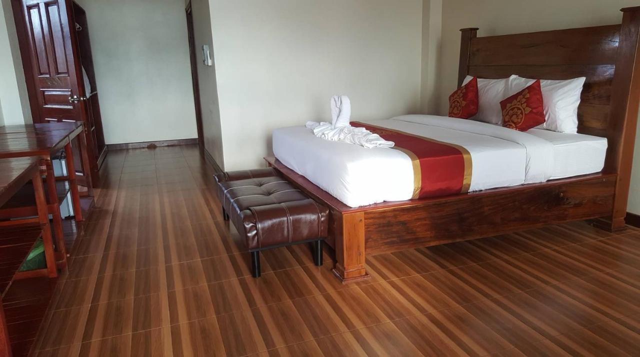 Golden Hotel Dondet Muang Không Exteriör bild