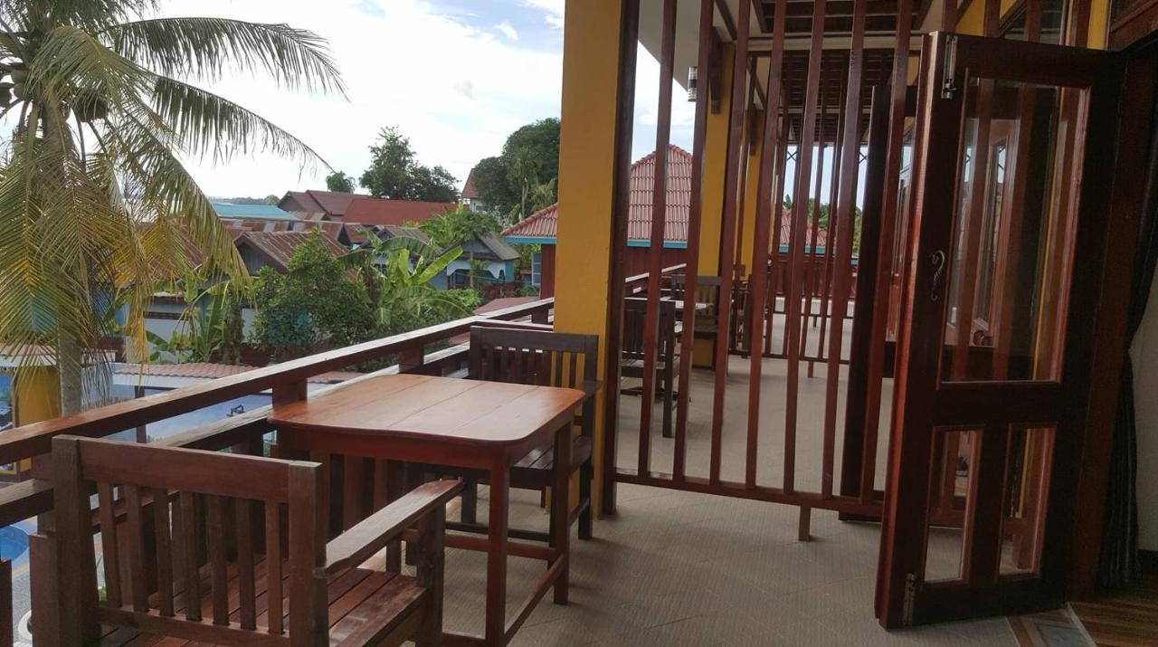 Golden Hotel Dondet Muang Không Exteriör bild
