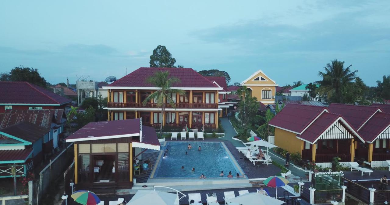 Golden Hotel Dondet Muang Không Exteriör bild